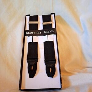 Geoffet Beane black Y suspenders.